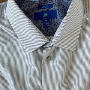 EGARA Men’s Non-Iron Classic Fit Dress shirt. Size 1X.